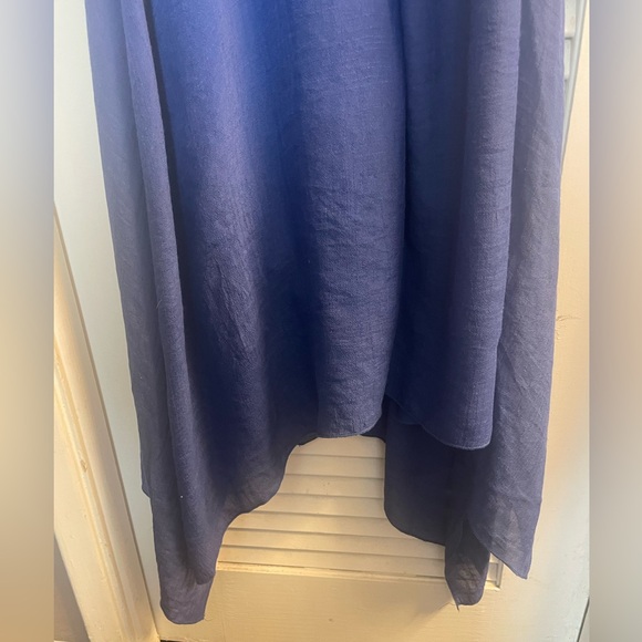 Mlle Gabrielle Size 3x XXXL, faux halter neckline
Lightweight Flowy Dress Lined - Picture 4 of 7